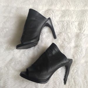 Atelje Womens Soleh Ankle Boot Black Vachetta Atelje Womens Soleh Ankle Boot Black Vachetta